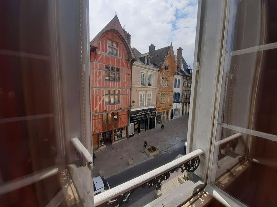 Ferienwohnung Cocoon Standing - Coeur Historique De Troyes Exterior foto